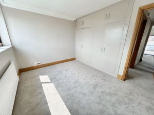 Bedroom- click for photo gallery